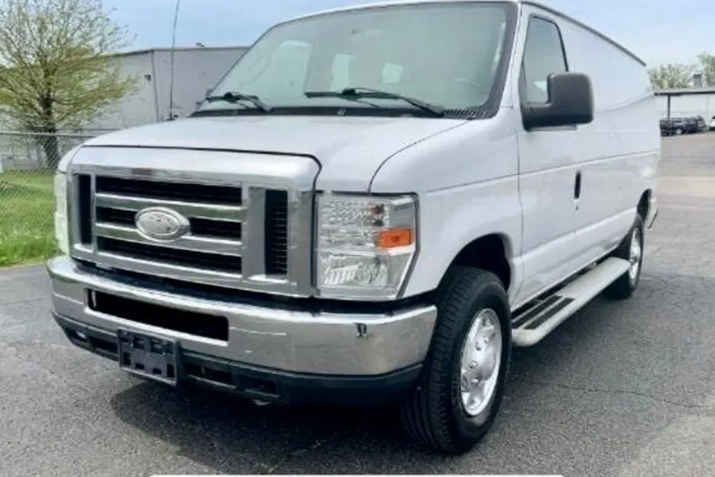 2014 Ford E-250 photo 1