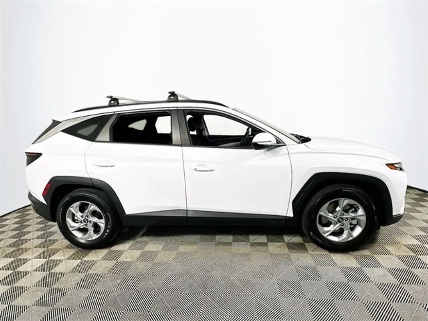 2022 Hyundai Tucson SEL photo 1