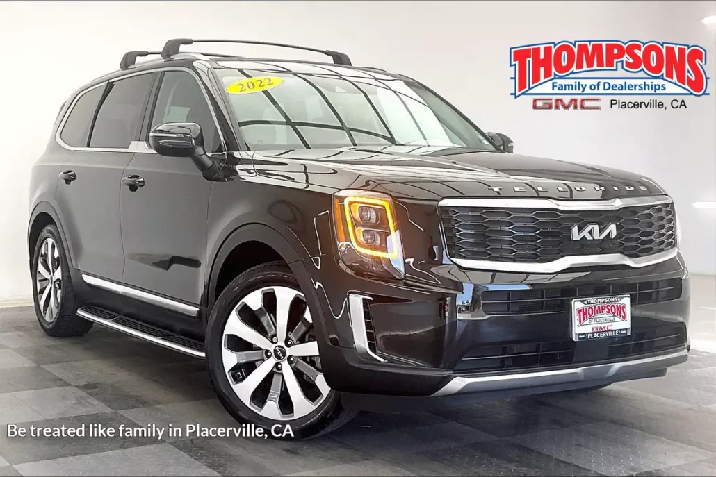 2022 Kia Telluride EX photo 1