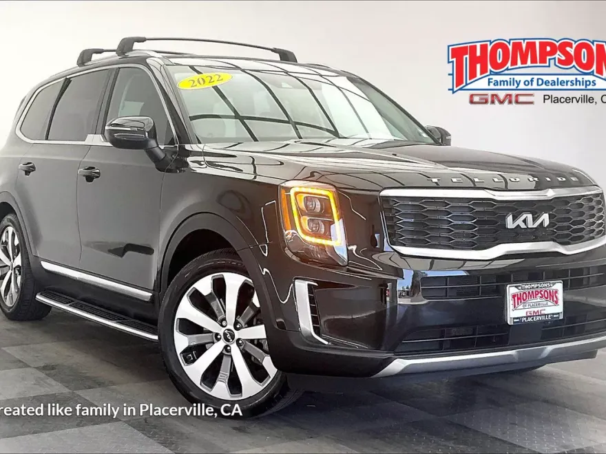 2022 Kia Telluride EX photo 1