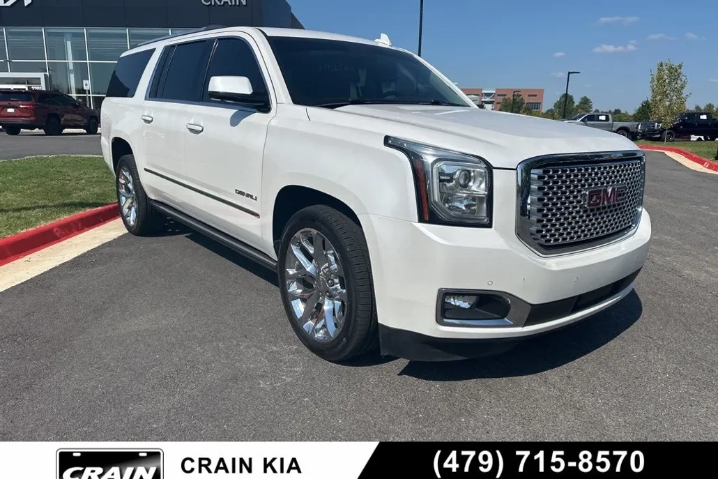 2017 Gmc Yukon XL Denali photo 1