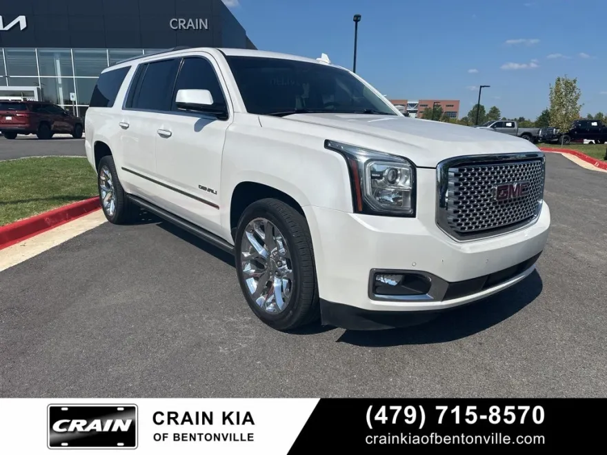 2017 Gmc Yukon XL Denali photo 1