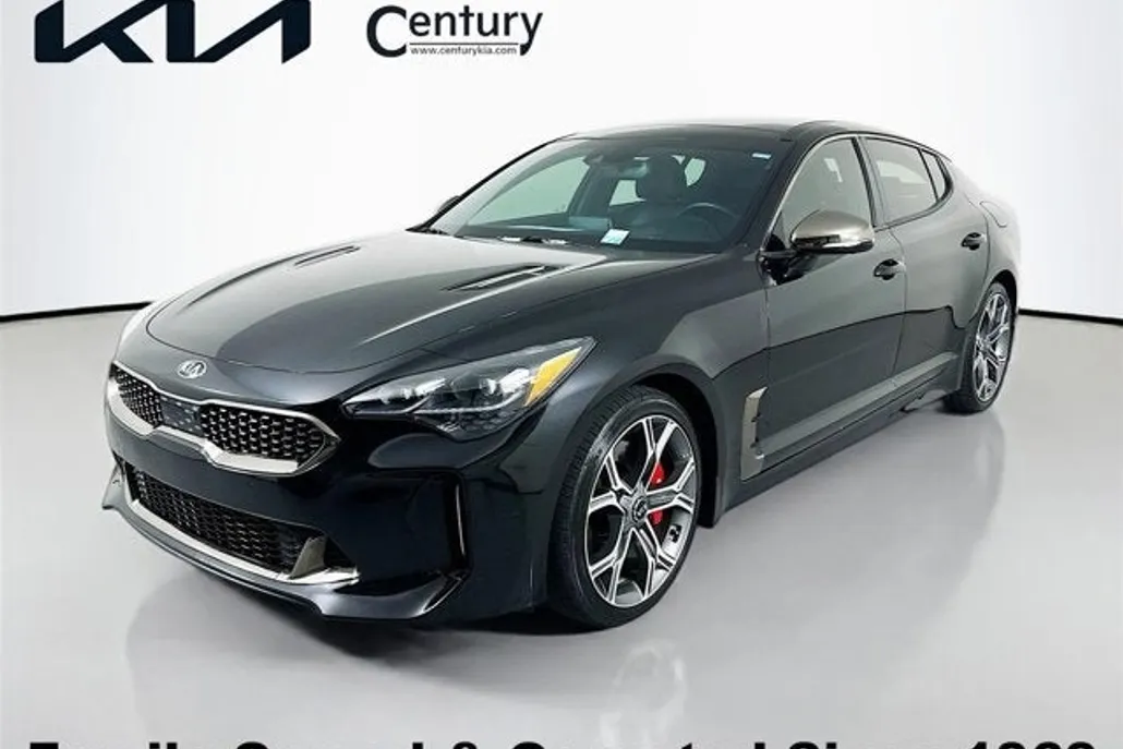 2020 Kia Stinger GT2 photo 1