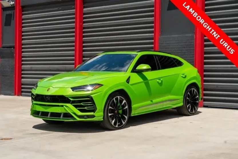 2021 Lamborghini Urus Base photo 1