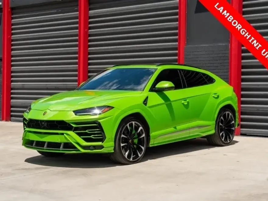 2021 Lamborghini Urus Base photo 1