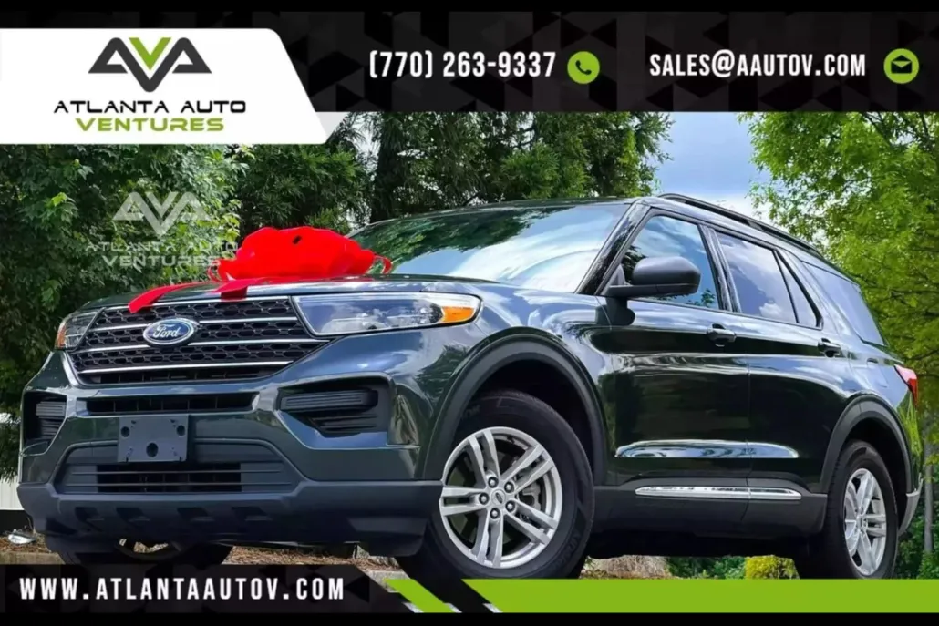 2022 Ford Explorer XLT Sport photo 1
