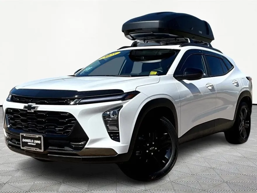 2025 Chevrolet Trax ACTIV photo 1