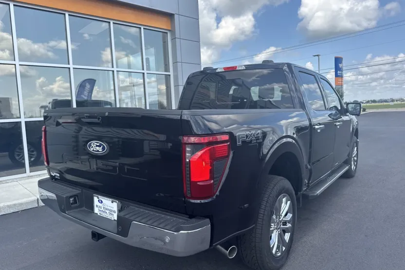 2024 Ford F-150 XLT photo 1