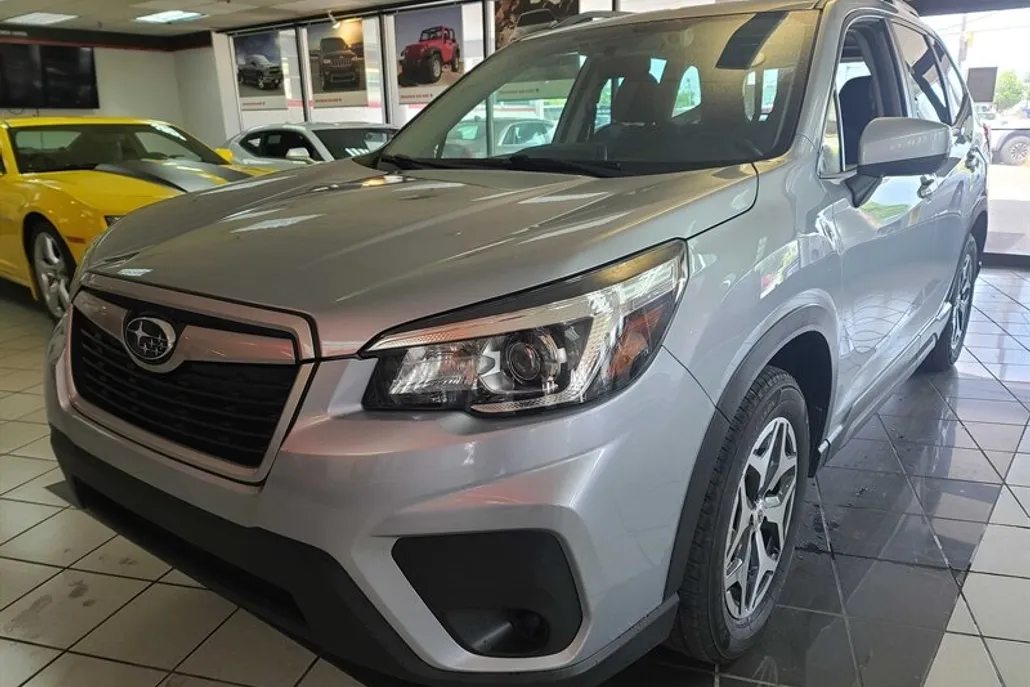 2020 Subaru Forester Premium photo 1