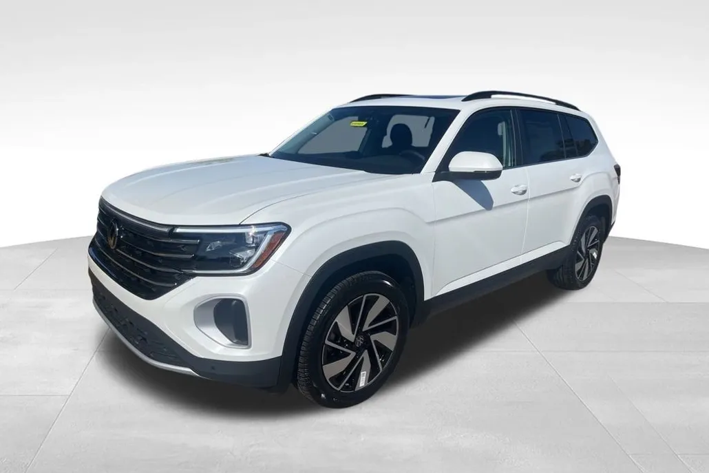 2026 Volkswagen Atlas SE Technology photo 1