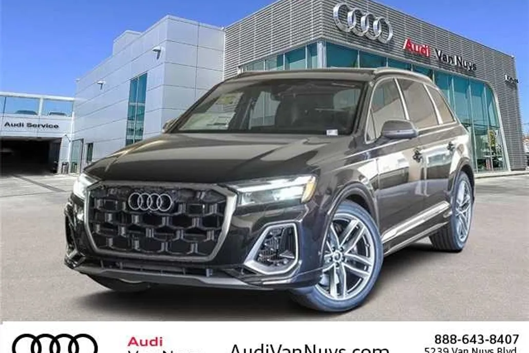 2025 Audi SQ7 Premium Plus photo 1