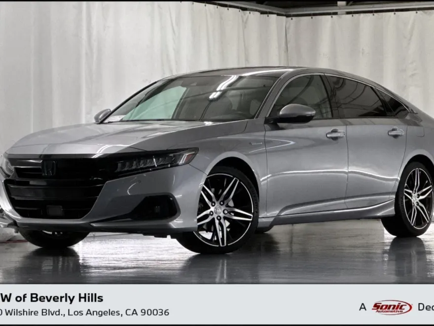 2022 Honda Accord Hybrid Touring photo 1