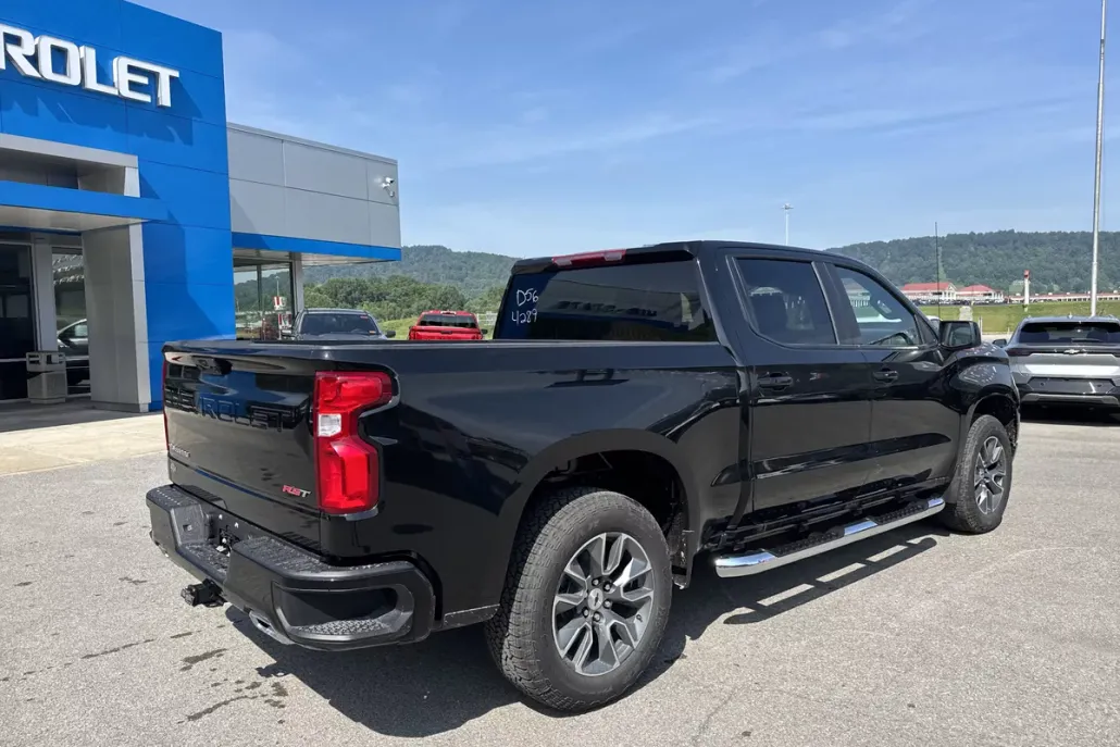 2026 Chevrolet Silverado 1500 RST photo 1