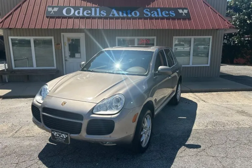 2004 Porsche Cayenne Turbo photo 1