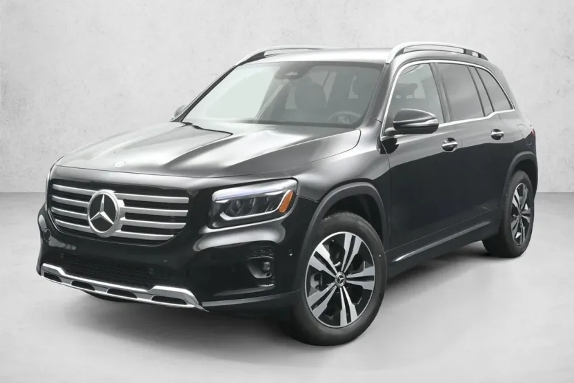 2025 Mercedes Benz GLB 250 4MATIC photo 1