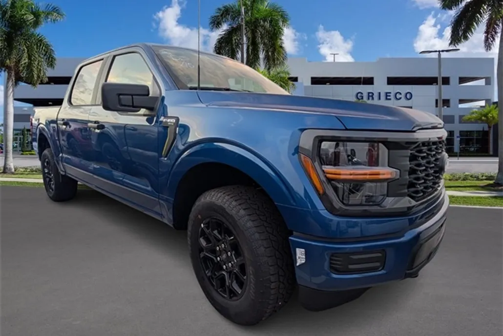 2025 Ford F-150 STX photo 1