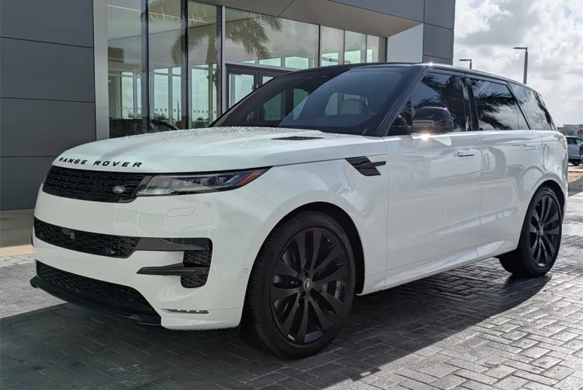 2025 Land Rover Range Rover Sport SE photo 1