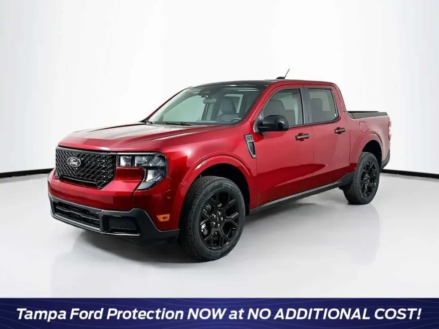 2025 Ford Maverick XLT photo 1