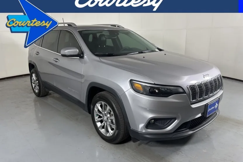 2021 Jeep Cherokee Latitude Lux photo 1