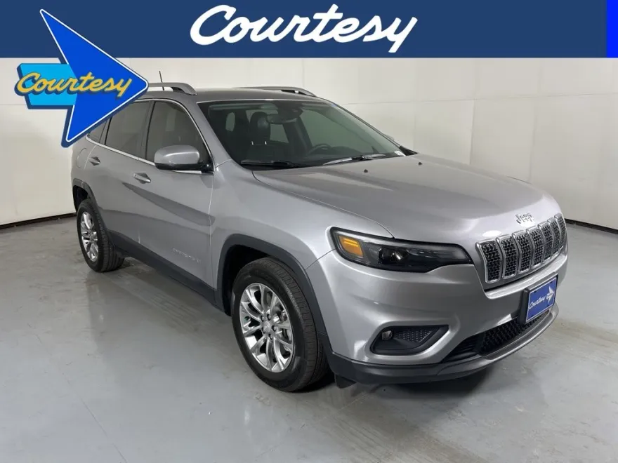 2021 Jeep Cherokee Latitude Lux photo 1