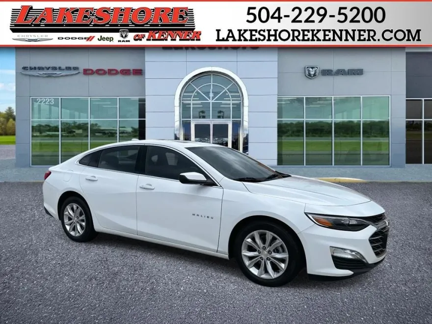 2024 Chevrolet Malibu 1LT photo 1