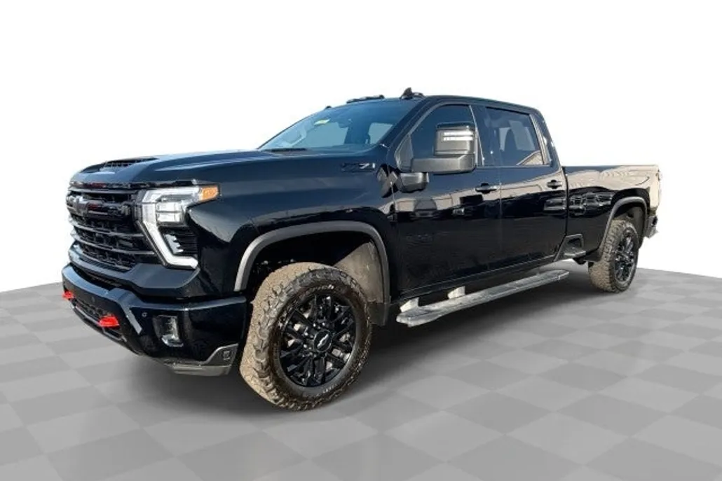 2025 Chevrolet Silverado 3500HD LTZ photo 1