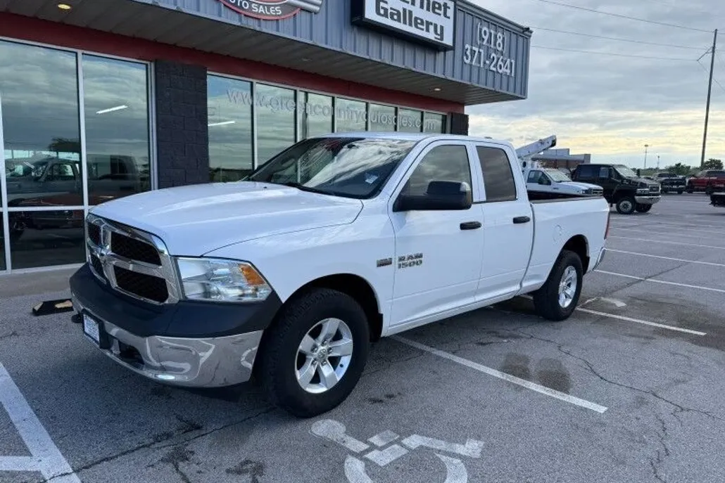 2015 Ram 1500 Tradesman photo 1