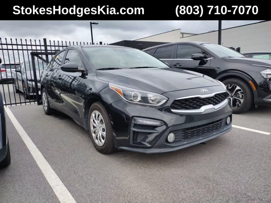 2021 Kia Forte FE photo 1