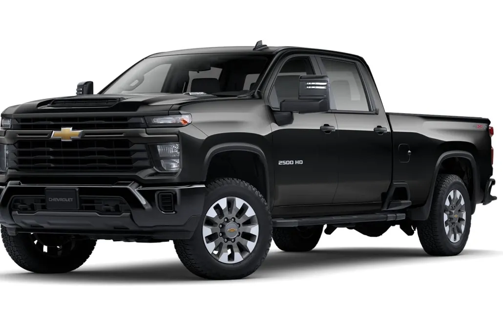2025 Chevrolet Silverado 2500HD Custom photo 1