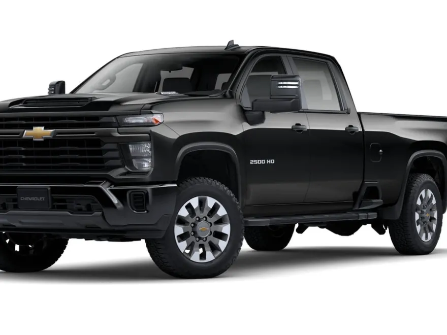 2025 Chevrolet Silverado 2500HD Custom photo 1