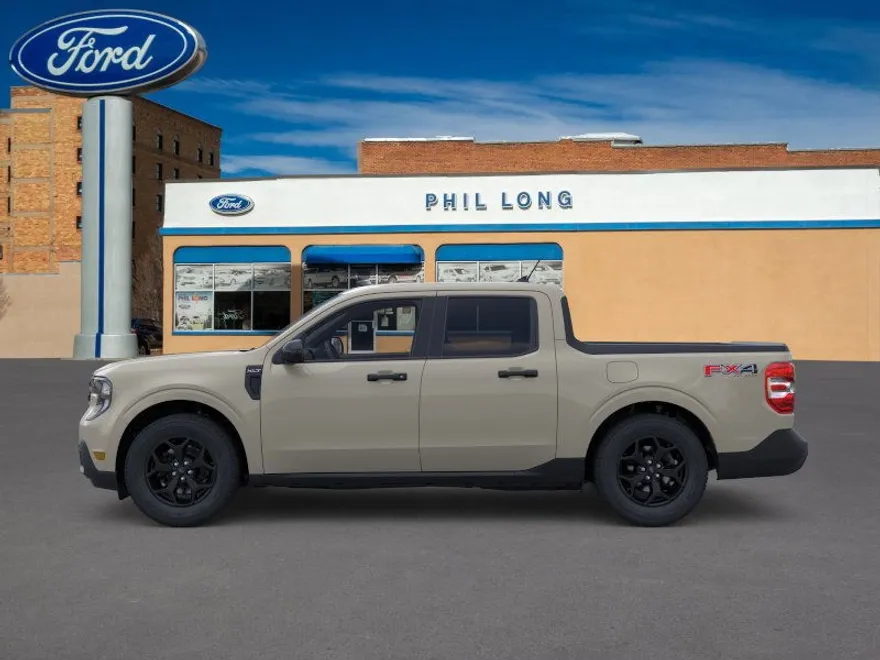 2025 Ford Maverick XLT photo 1