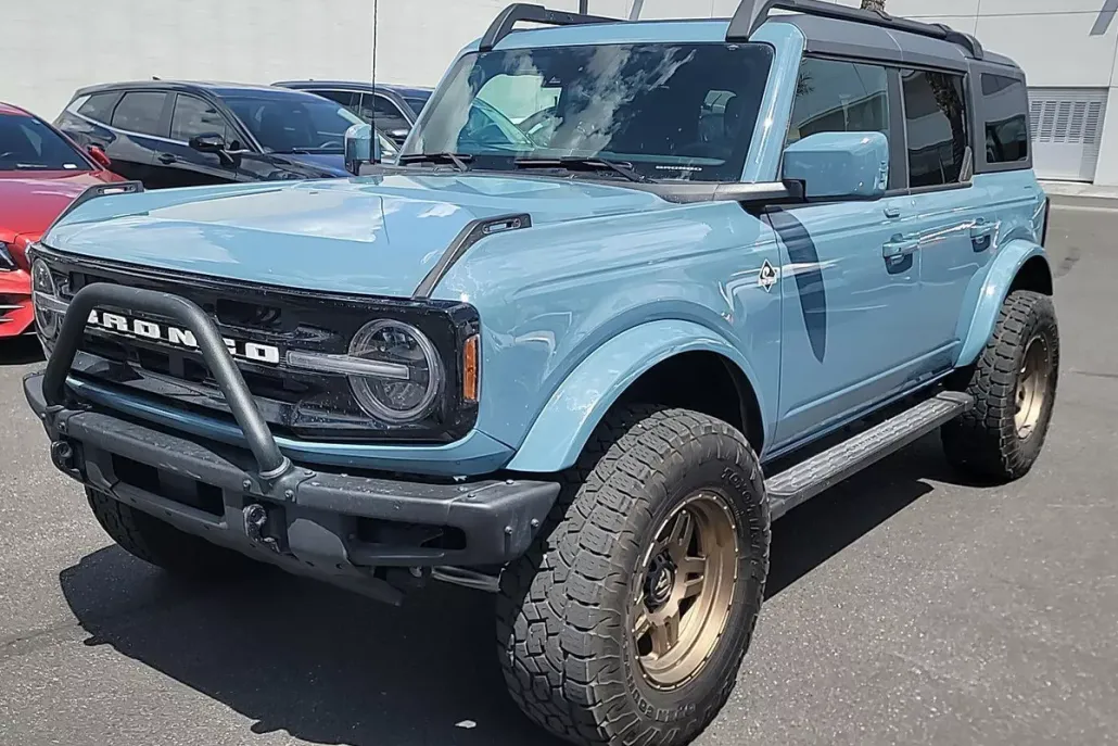2022 Ford Bronco Outer Banks photo 1