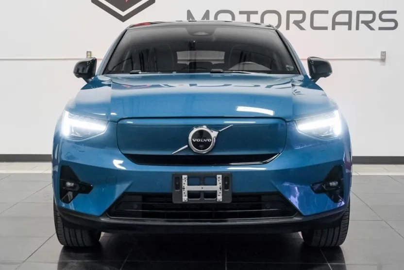 2023 Volvo C40 Recharge Ultimate photo 1