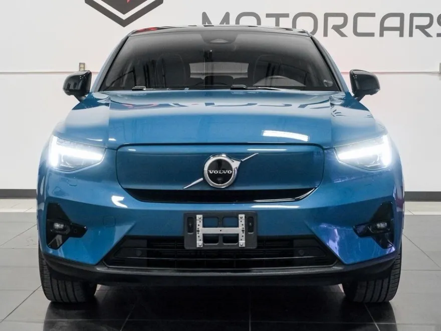2023 Volvo C40 Recharge Ultimate photo 1