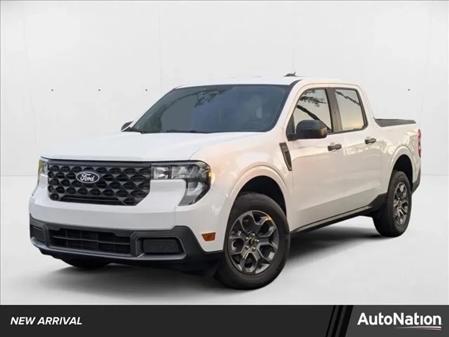 2025 Ford Maverick XLT photo 1