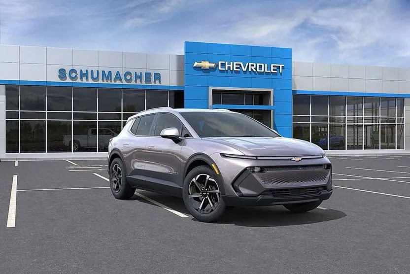 2026 Chevrolet Equinox EV 1LT photo 1