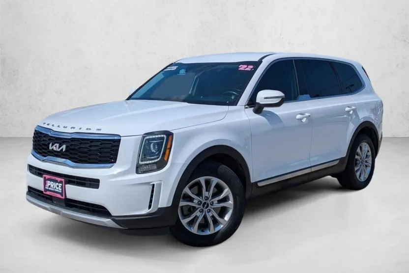 2022 Kia Telluride LX photo 1