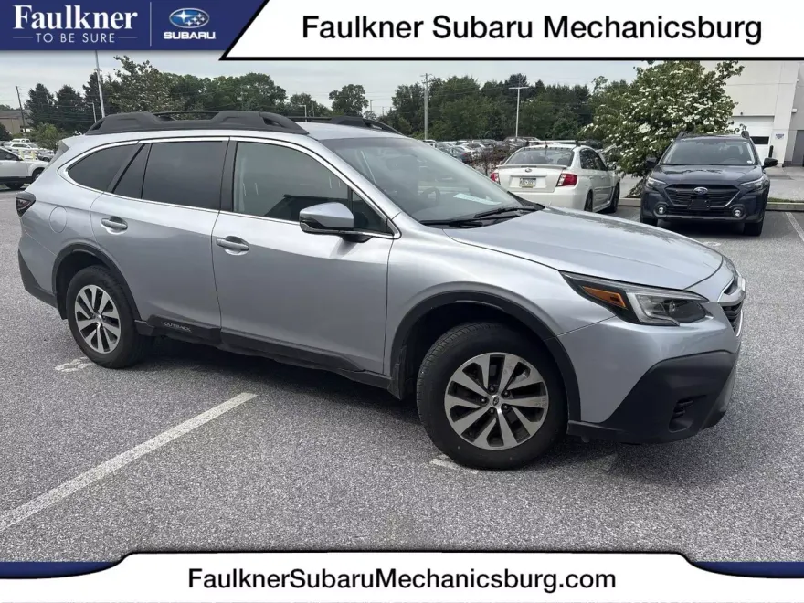 2022 Subaru Outback Premium photo 1