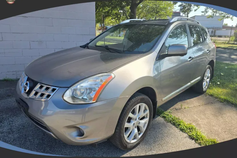2013 Nissan Rogue SV SL photo 1