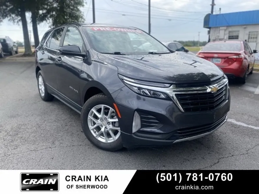 2022 Chevrolet Equinox LT photo 1