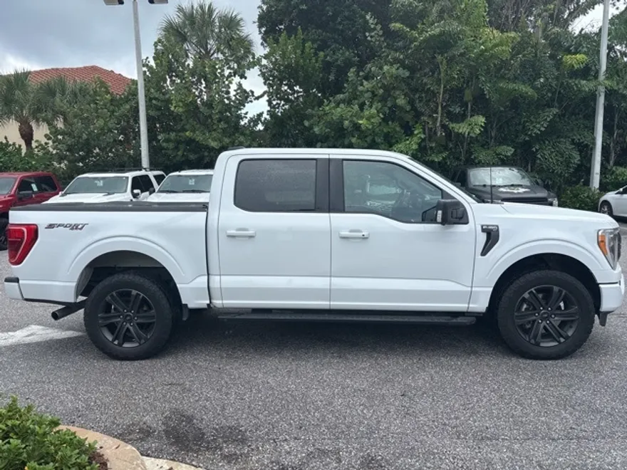 2022 Ford F-150 XLT photo 1