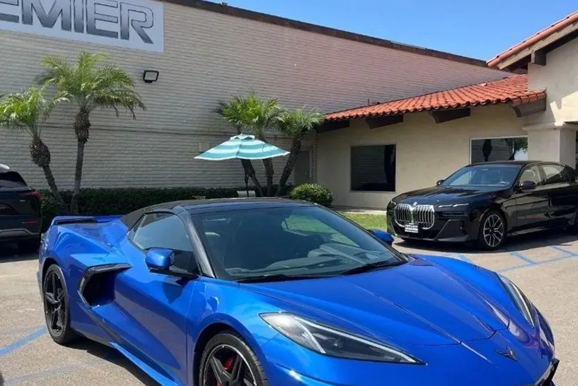 2023 Chevrolet Corvette Stingray 2LT photo 1