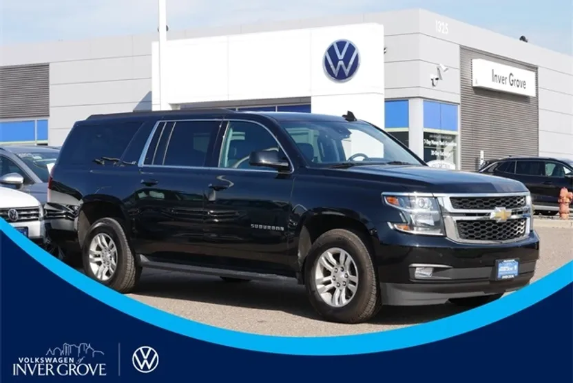 2020 Chevrolet Suburban LT photo 1