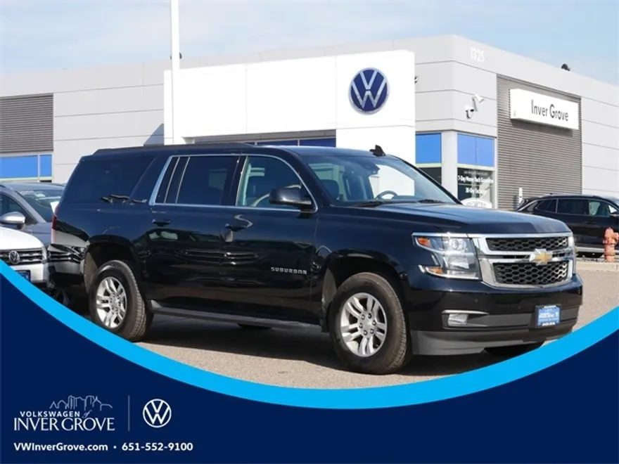 2020 Chevrolet Suburban LT photo 1