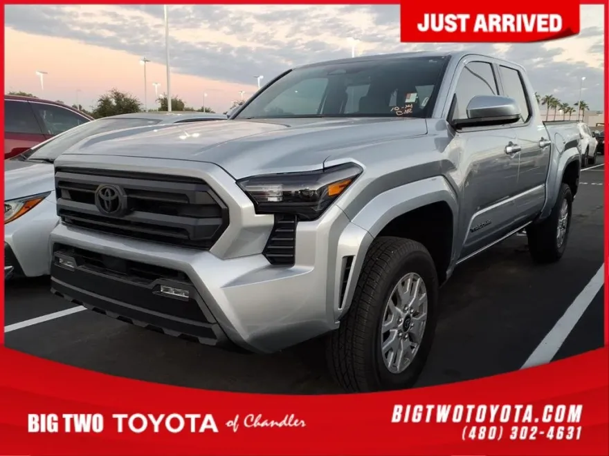2025 Toyota Tacoma SR5 Double Cab 4x4 photo 1