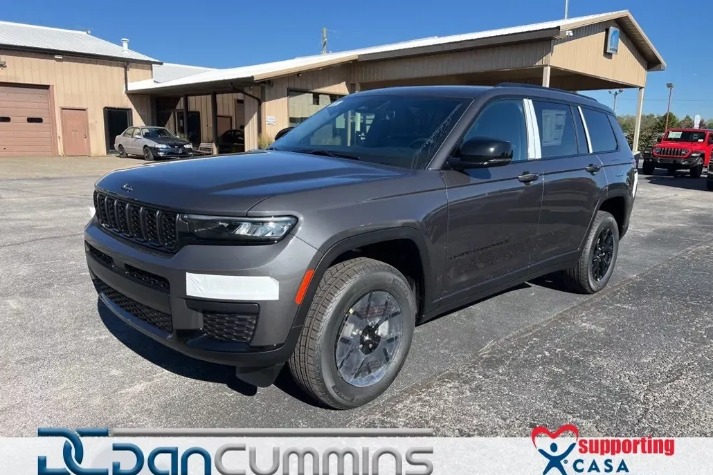 2025 Jeep Grand Cherokee Altitude X photo 1
