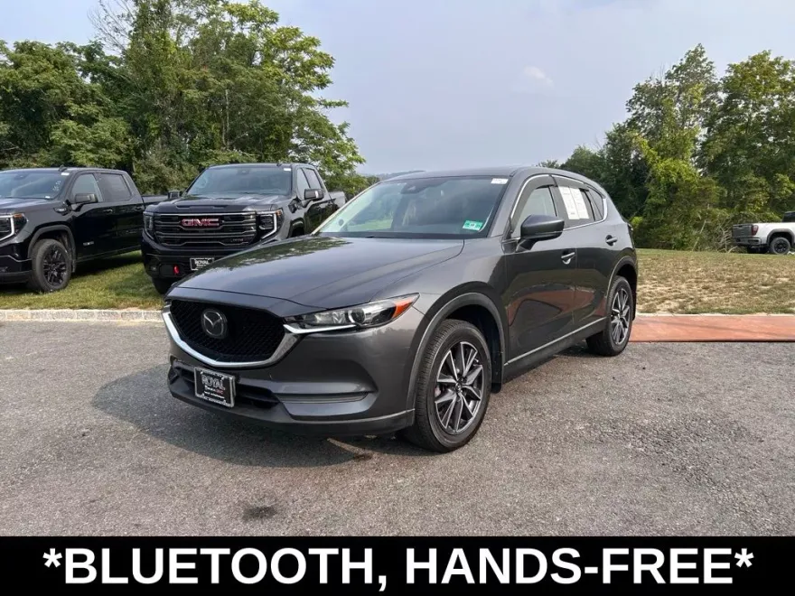 2018 Mazda CX-5 Touring photo 1