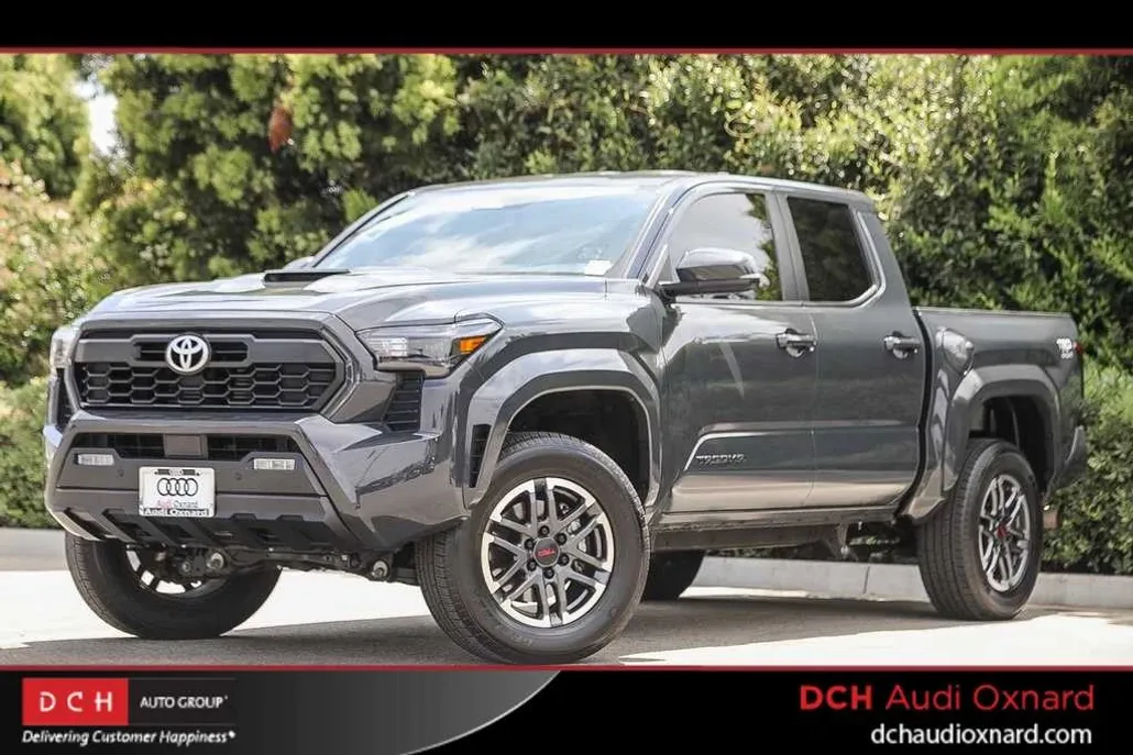 2024 Toyota Tacoma TRD Sport photo 1