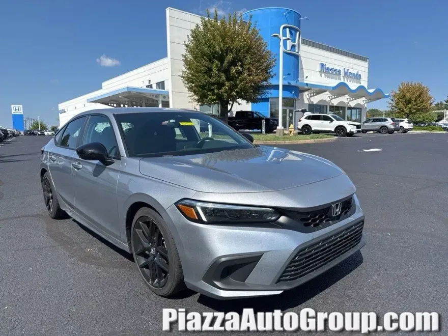 2023 Honda Civic Sport Hatchback photo 1