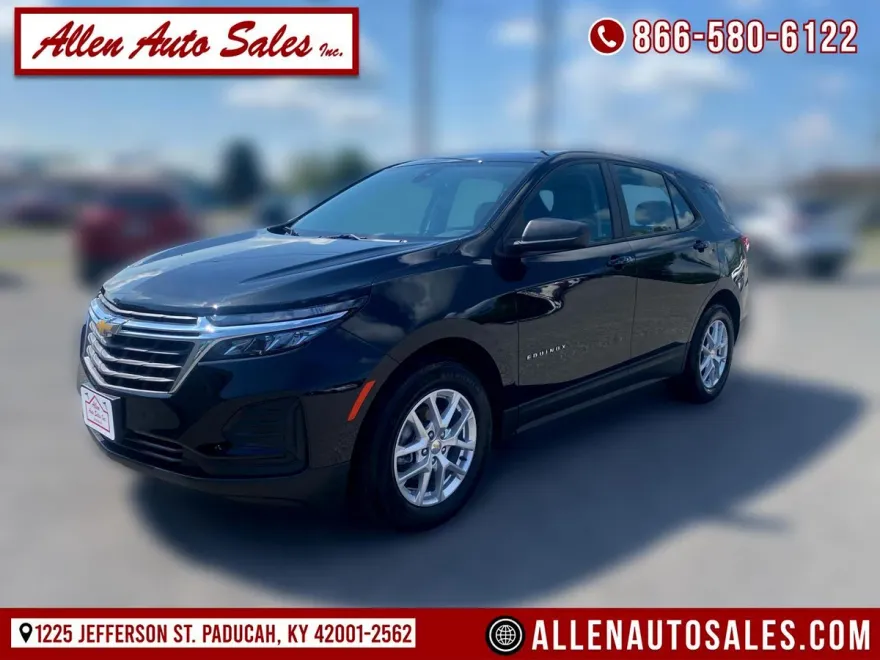 2023 Chevrolet Equinox LS photo 1